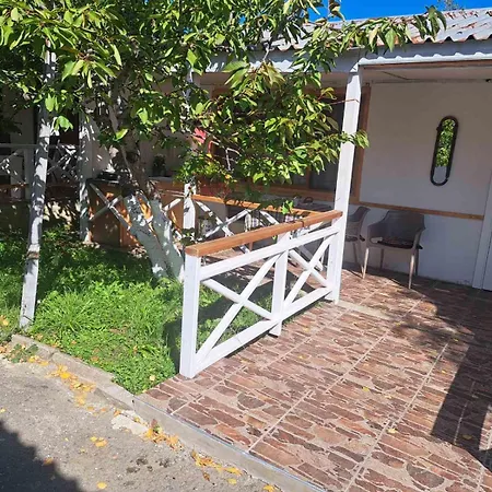 *костадин и мария* Apartment Ahtopol