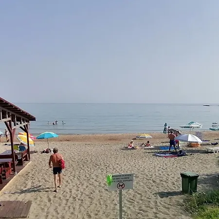 *костадин и мария* Apartment Ahtopol